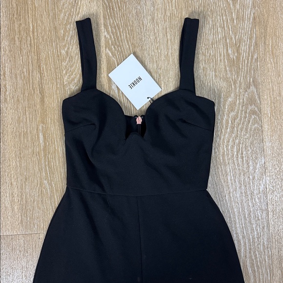 Nookie Romance Sweetheart Neckline Seasonless Wide Leg Jumpsuit Black size Small - Picture 4 of 7